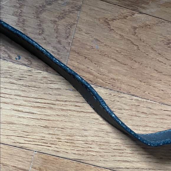 Authentic Gucci Black Logo Shoulder Bag - Picture 8 of 15